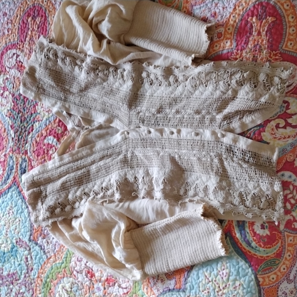 Zara Blouse, Juliet sleeves, hand crocheted, Large